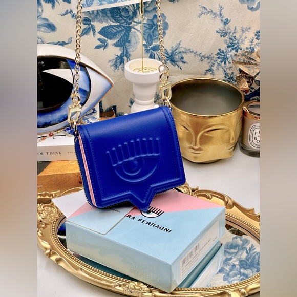 🆕 CHIARA FERRAGNI 🧿 BNIB Eyelike Motif Chain Linked Wallet - Blue - WOC - Picture 2 of 15